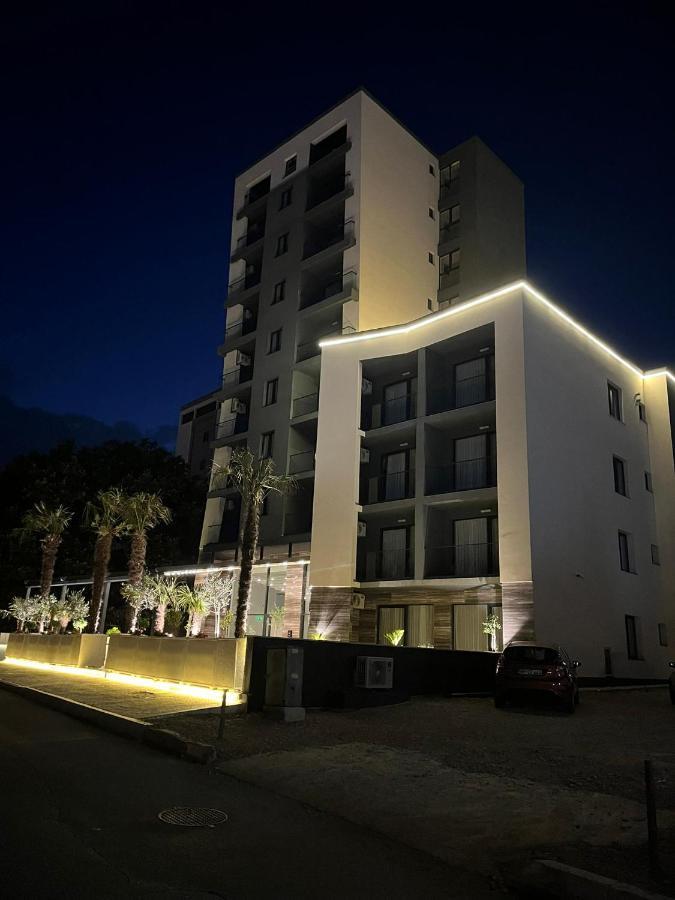 N Hotel Sutomore Exterior photo